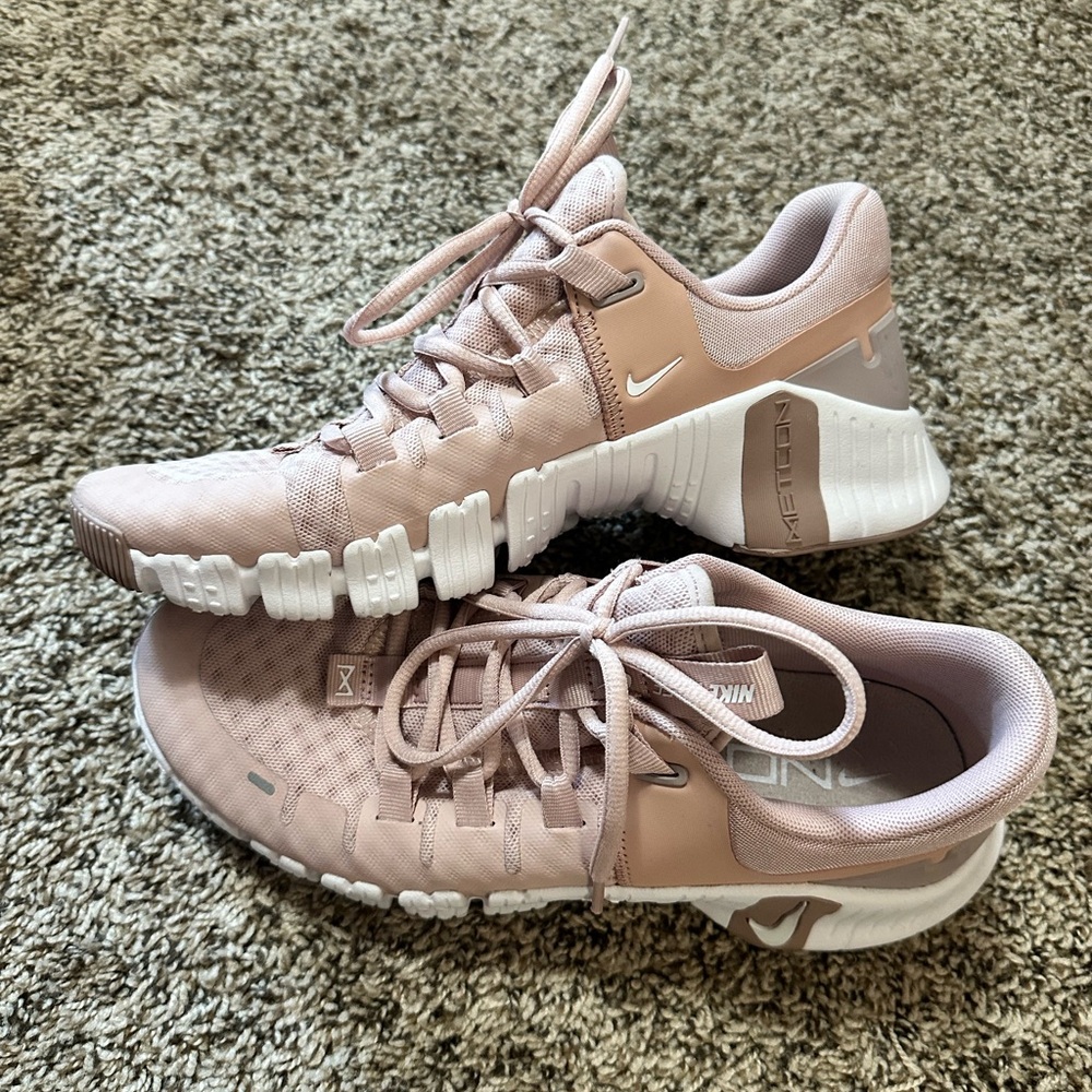 Nike Free Metcon 5 Size 8